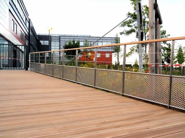 Passerelle extérieure 